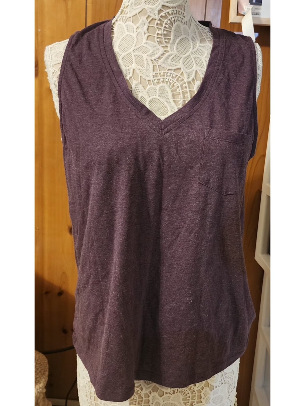 Natural Reflections Heathered Plum Purple V-Neck Chest Pocket Tank Top